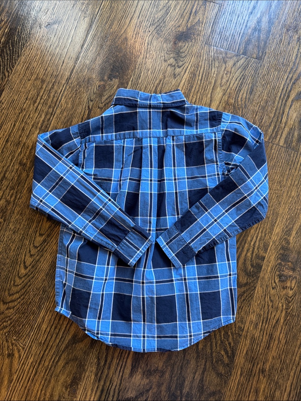 Blue button down shirt - Picture 3 of 3